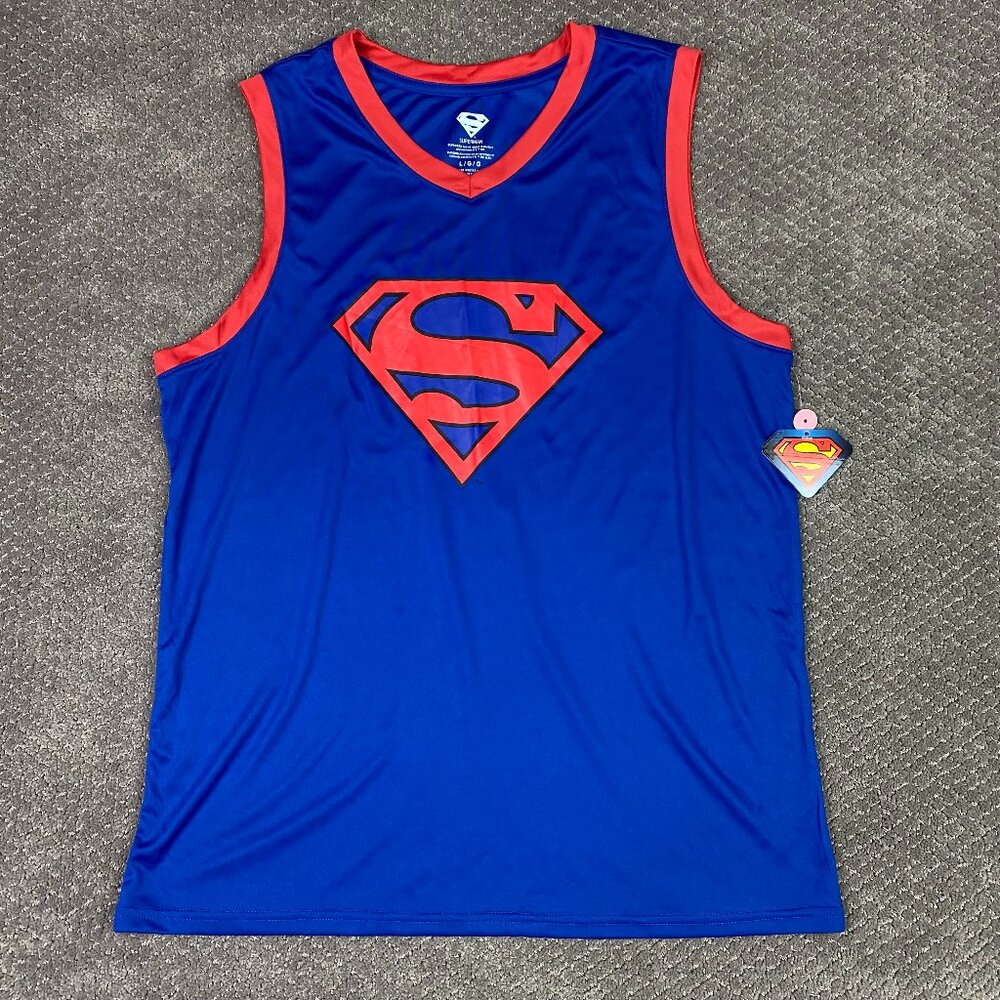 NWT Superman Tank Top T Shirt Muscle Shirt Men's Large DC Comics Mad Engine